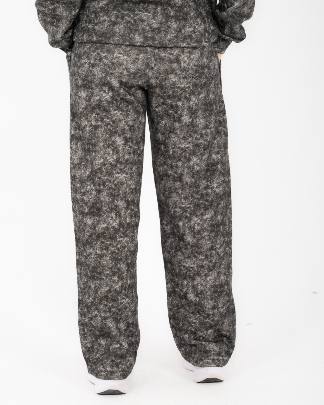 Wide-Leg Pants in smoky